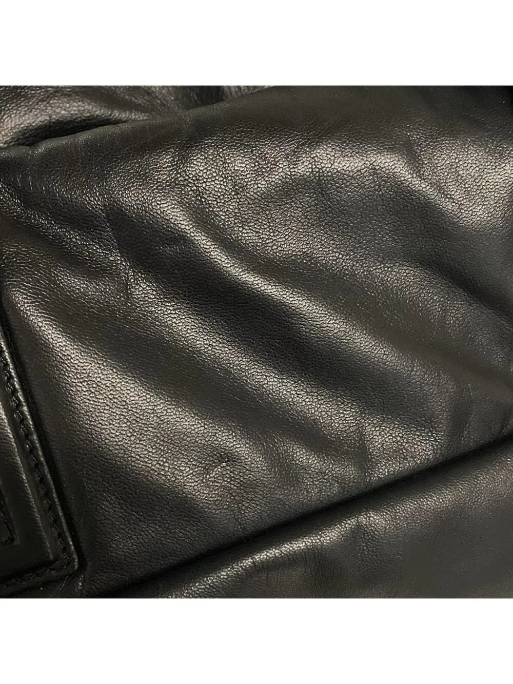 Chanel Coco Cocoon Black Leather #305421C15B
